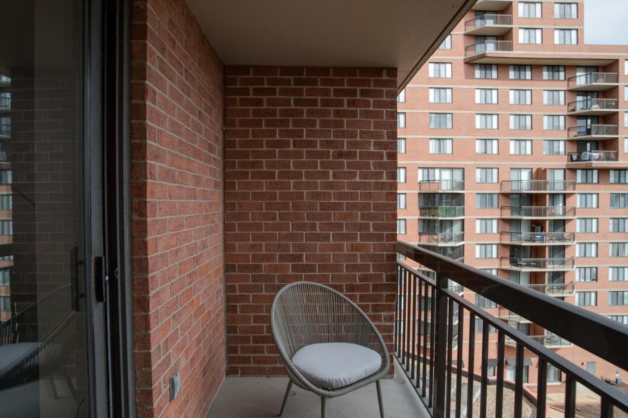 Stylish And Charming Apartment In Pentagon City アーリントン エクステリア 写真